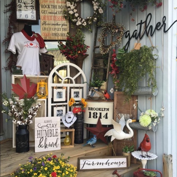 Meet your Posher, Colleen - Picture 1 of 1